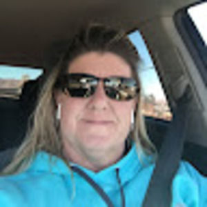 Meet your Posher, Kelli